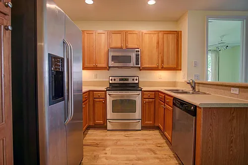 1020 E Longport Cir Photo 1