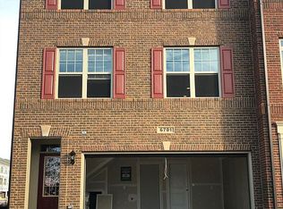 6701 Pinchot Ln, Haymarket, VA 20169