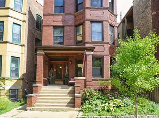 1304 W Cornelia Ave #3, Chicago, IL 60657