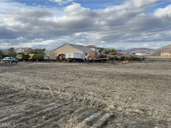 669 N Lyon Ave, San Jacinto, CA 92582