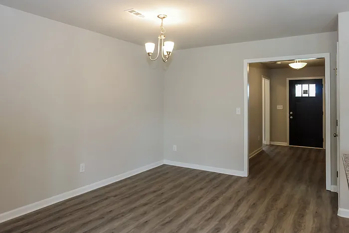 117 Ocean Springs Ave — Photo 4