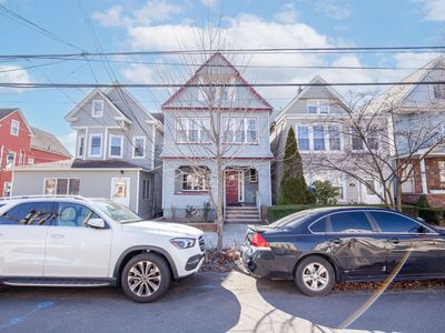 34 W 42nd St, Bayonne, NJ, 07002