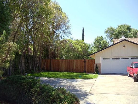 5th image of 4300 Del Valle Pkwy
