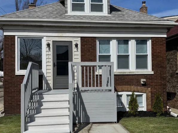 5542 W 64th St, Chicago, IL 60638