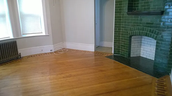 Rented by Johanna Gyuro, LREB | media 26