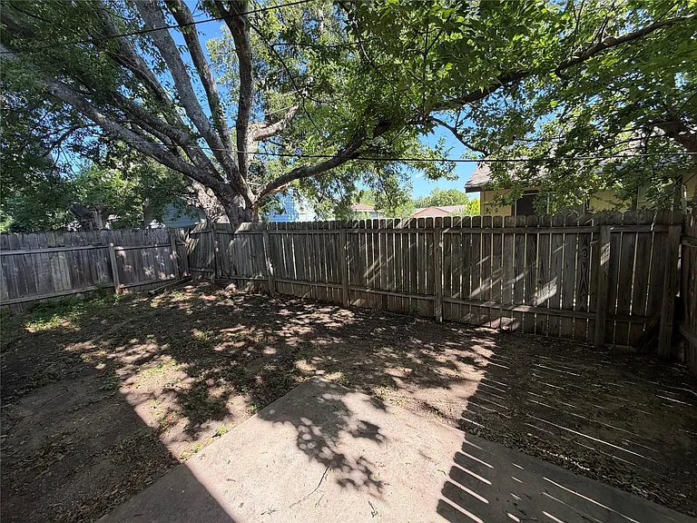 1016 Woodlief Trl — Photo 12