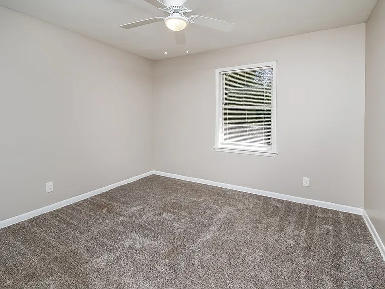 5141 Hillside Dr — Photo 11