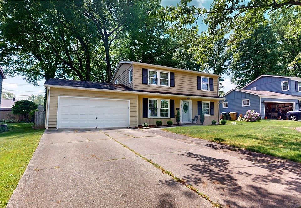 1st image of 880 Rexdale Dr