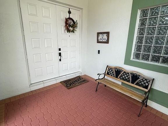 4th image of 1210 Bel Aire Drive