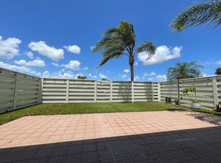 6805 Barbarossa St, Boca Raton, FL 33433