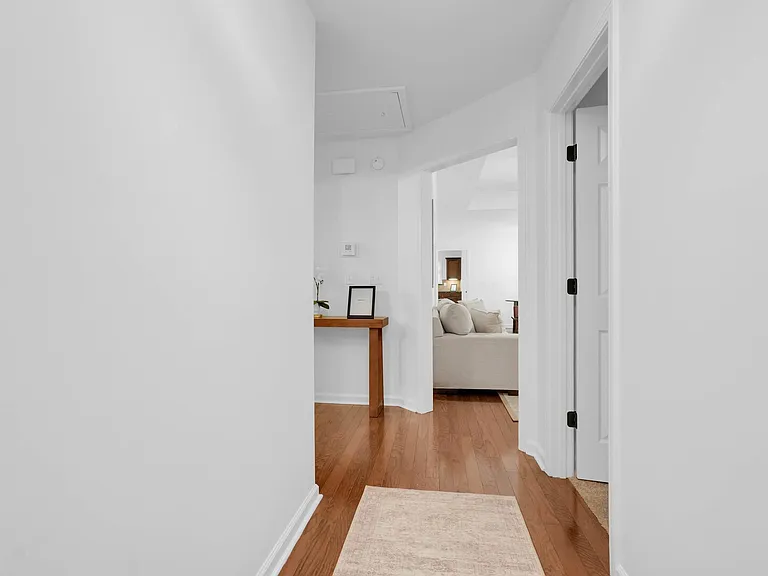 Dison Dr — Photo 13