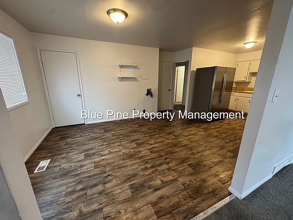 3rd image of 301 E 18th St #1