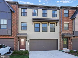 2559 James David Way, Alexandria, VA 22306