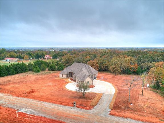 2nd image of 101 Cedar Creek Ln
