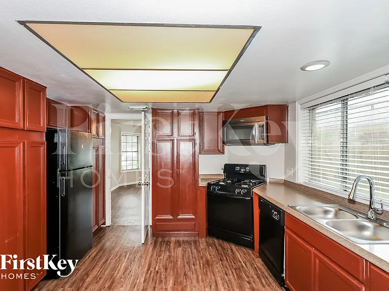 4119 Tasselwood Ln — Photo 6