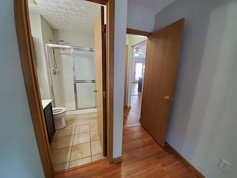 1803 Canopy Ln — Photo 26