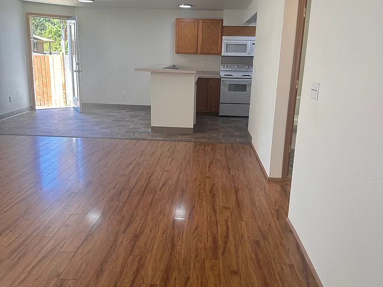 9312 Fairhill Dr NE #A — Photo 6