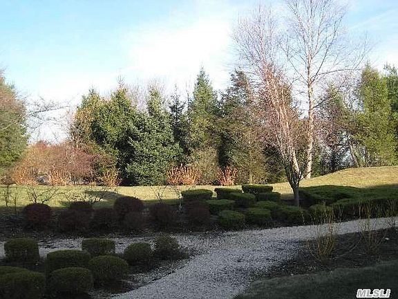 3rd image of 50 Rose Ln