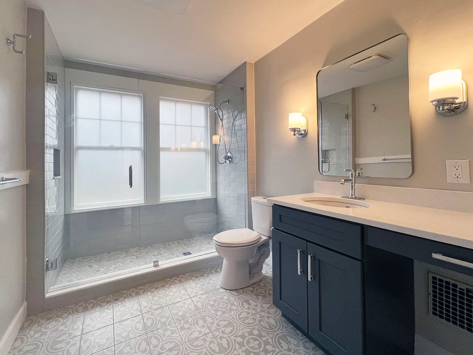 1 bed, 950 sqft, $1,500 — Photo 2