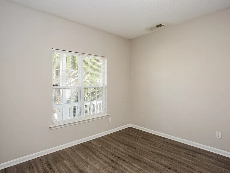 3431 Ann Franklin Ct — Photo 9