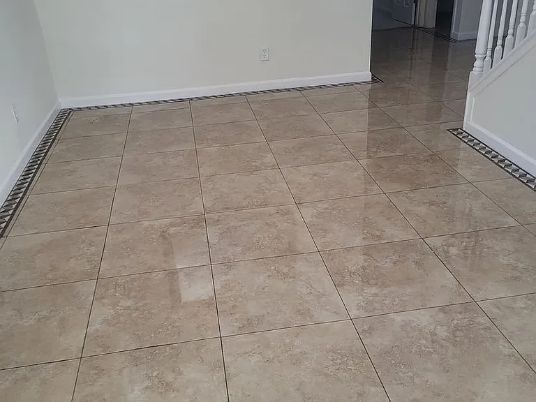 5049 Pine Lake Ct — Photo 93
