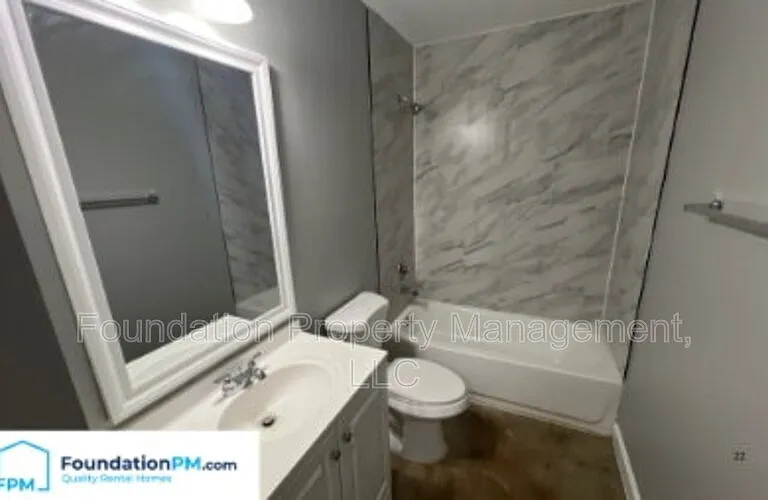 1273 Englewood St — Photo 10