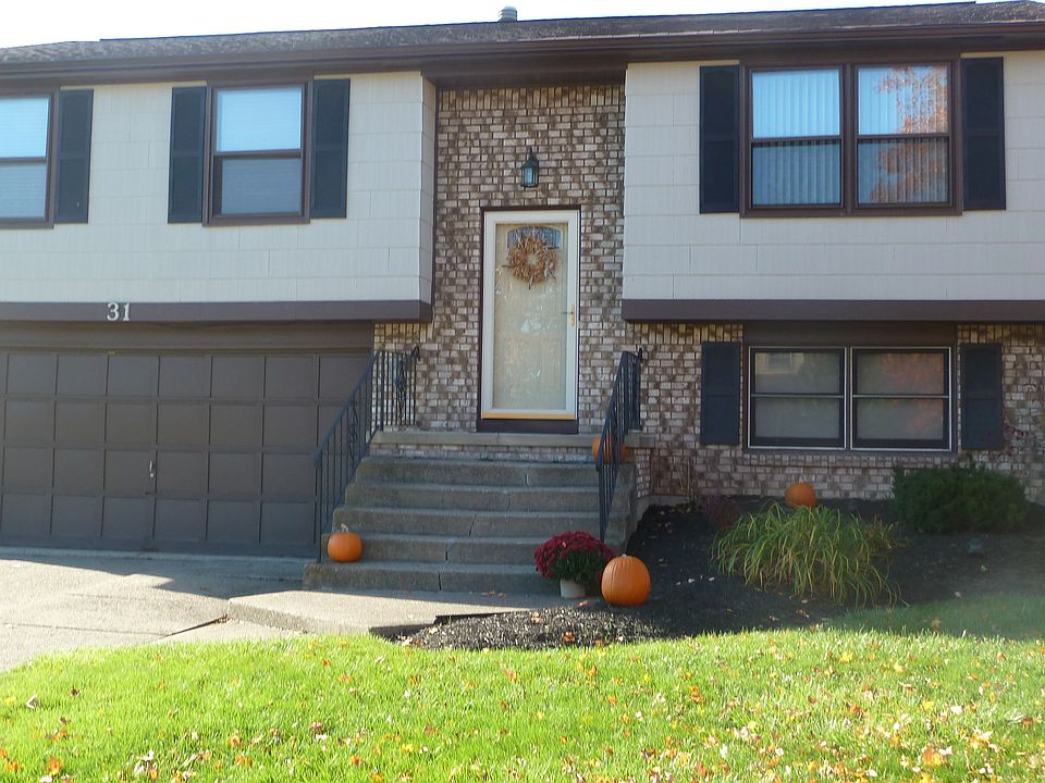1st image of 31 Rollingwood Dr