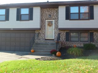 31 Rollingwood Dr, Lancaster, NY
