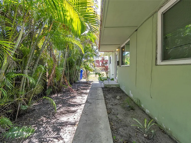 1730 NW 55th Ter #1730 — Photo 32