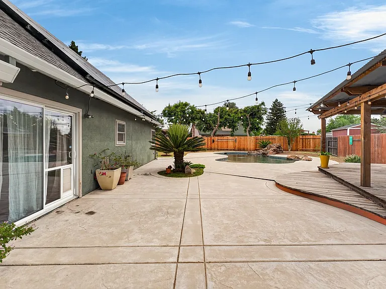 420 Colusa Pl — Photo 50