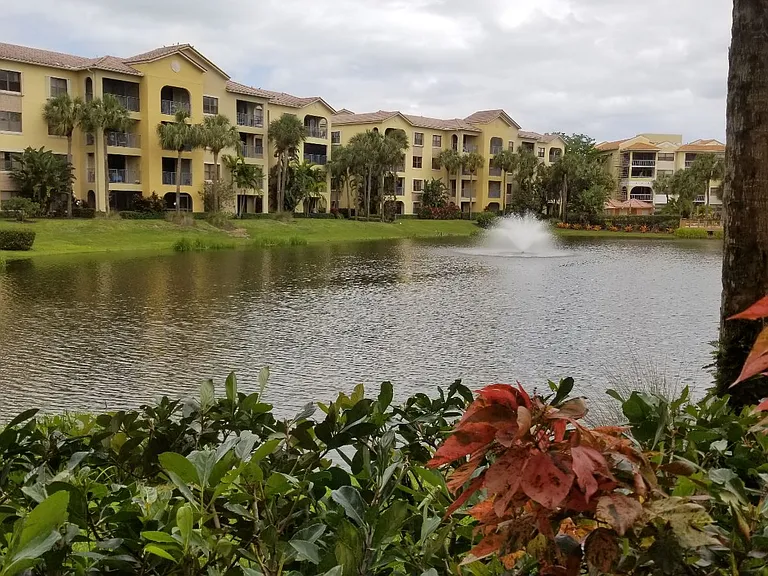 300 Uno Lago Dr #103 — Photo 3