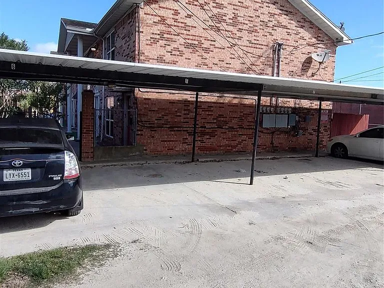 4513 Avenue P 1/2 #3 — Photo 25