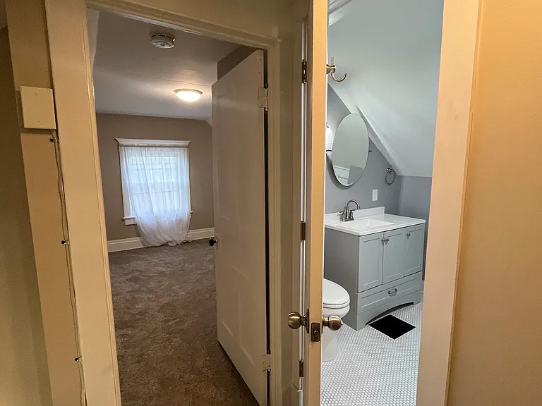 272 Norwalk Ave — Photo 69