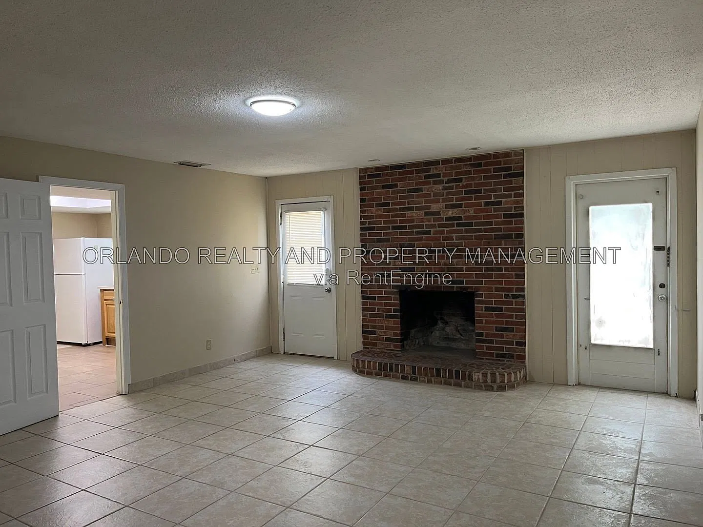 4 bed, 3.0 bath, 2190 sqft, $1,699 — Photo 4