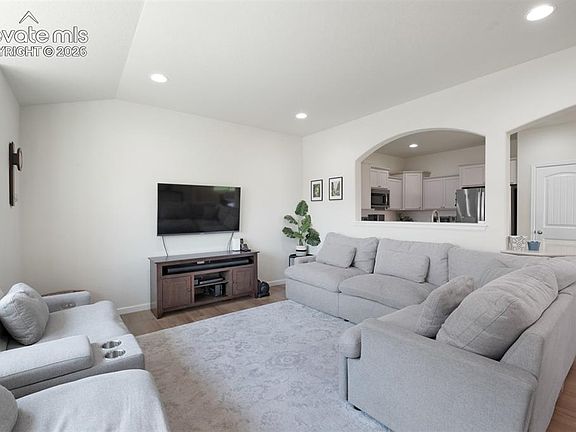 5th image of 6035 White Wolf Point