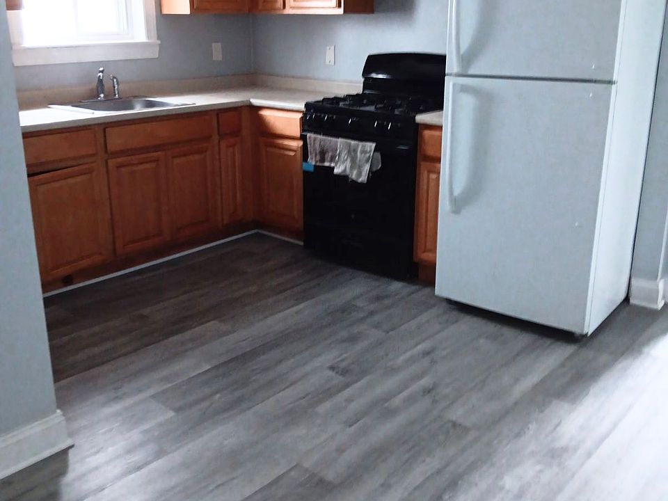 2nd image of 103 Park Ter Floor 2