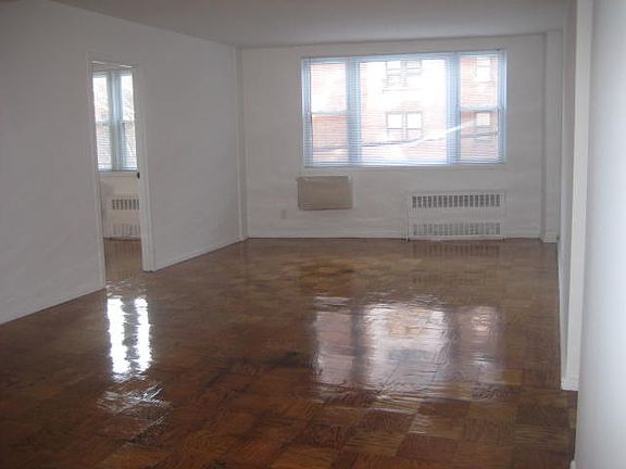 5th image of 345 Main St APT 03M