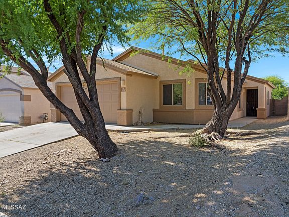 4th image of 3571 W Center Mountain Way