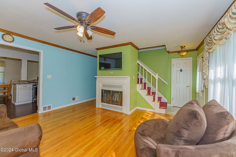 4th image of 2275 Nelson Drive