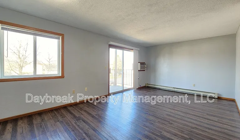 1202 34th Ave S #203 — Photo 3