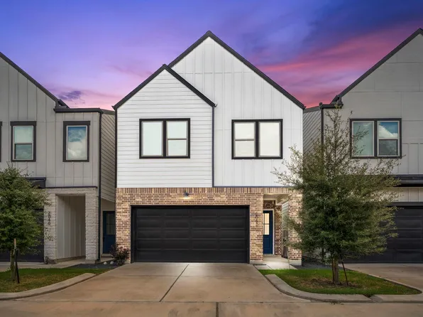 2042 W Tidwell Rd, Houston, TX 77091