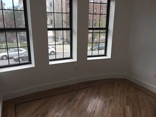 Rented by Exit Realty Supreme | media 15