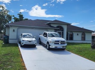 309 SE 20th Ct, Cape Coral, FL 33990