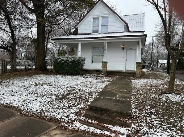 723 Fredonia St, Muskogee, OK 74403