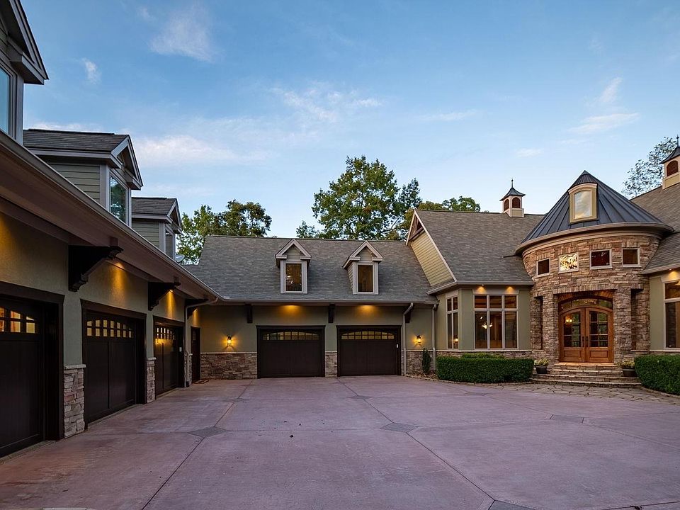 1st image of 505 Woodlake Way