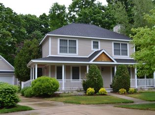 504 Forest Park Ln, Boyne City, MI 49712