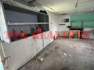 3905 Augusta St, Flint, MI 48532