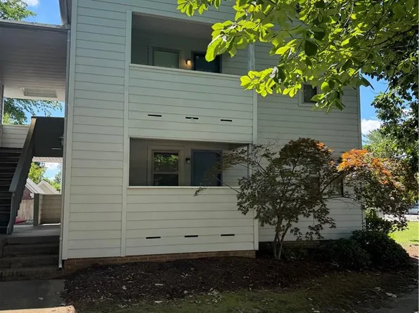 900 Colley Ave APT 1, Norfolk, VA 23507