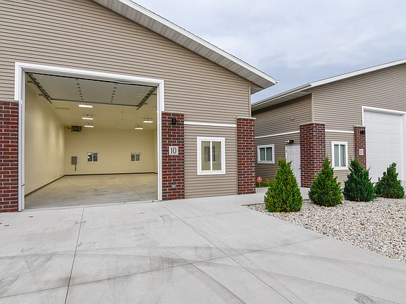 5th image of 701 Millennium Ct #17