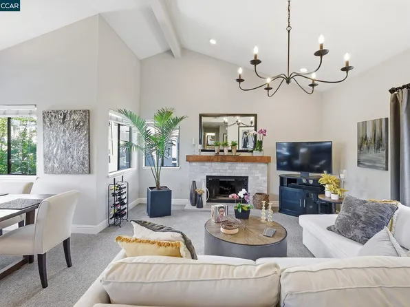 1050 Maywood Ln #25B, Martinez, CA 94553